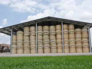 Bales storage